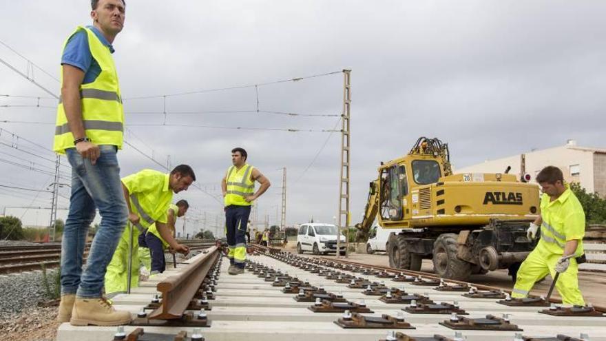 Castellón arranca 2016 entre la   incertidumbre y la recuperación