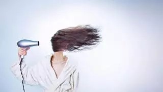 Caída del pelo: ¿por qué se nos cae el pelo?