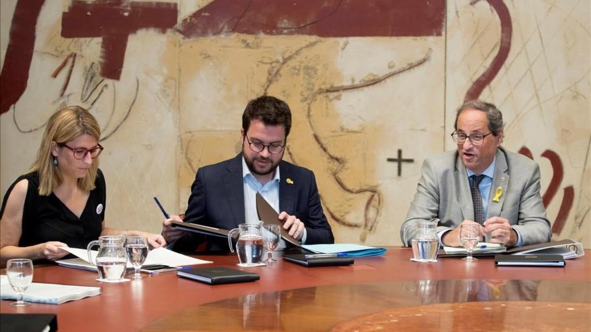 Artadi, Aragonès y Torra en la reunión del Govern