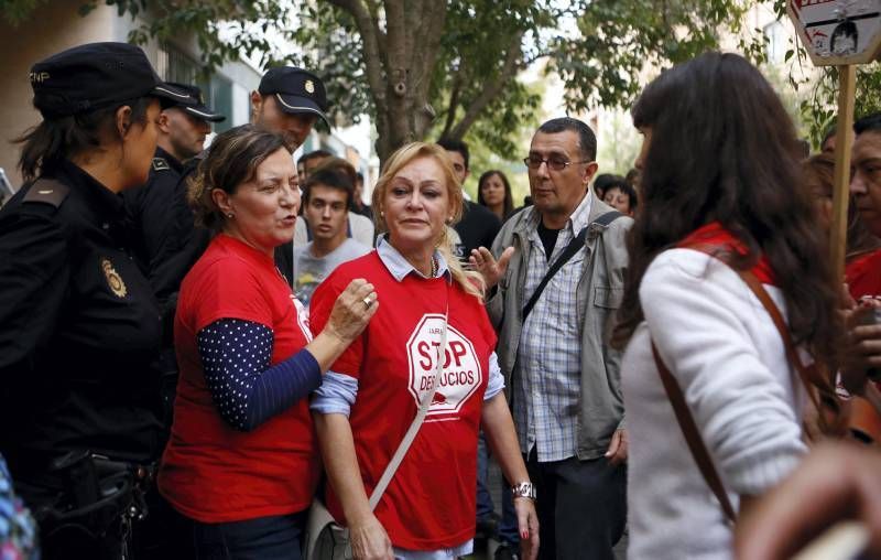 Fotogalería: El primer lanzamiento que Stop Desahucios no logra parar