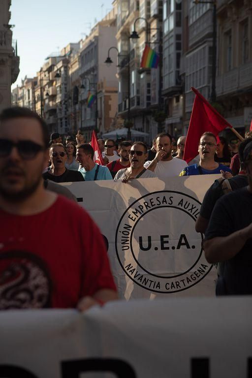 La protesta de las empresas auxiliares de Cartagena, en imágenes