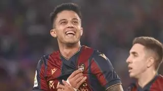 El Levante aplasta al Albacete y pasa a la final (3-0)