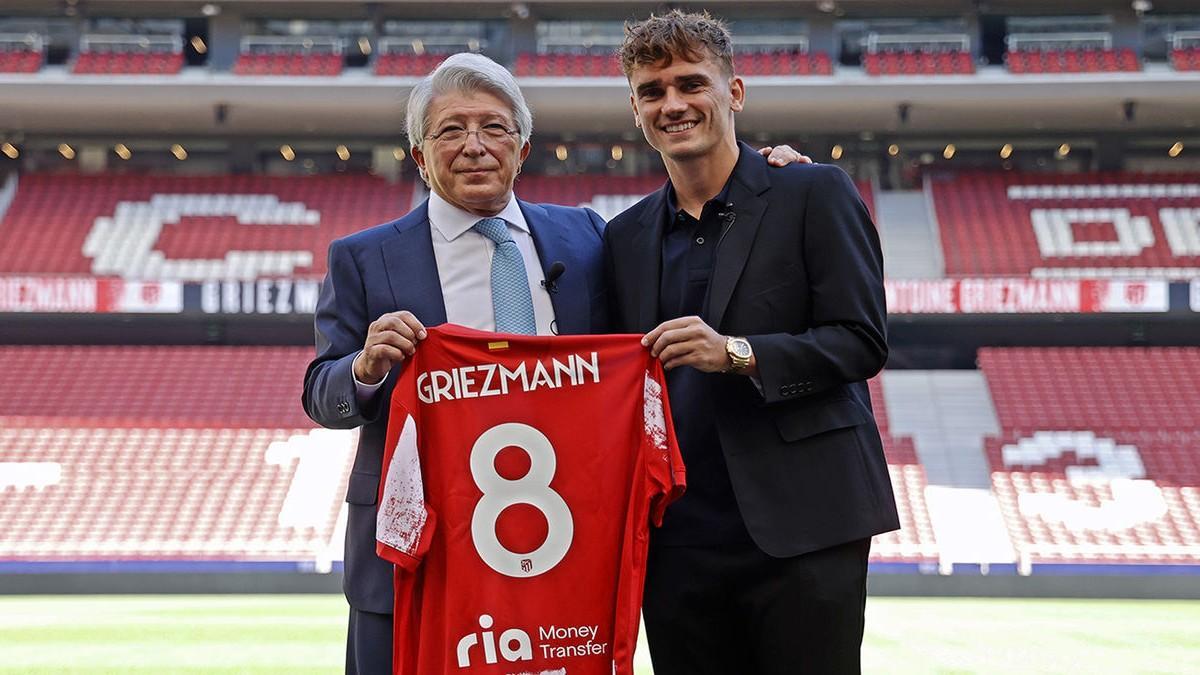 Enrique Cerezo y Antoine Griezmann