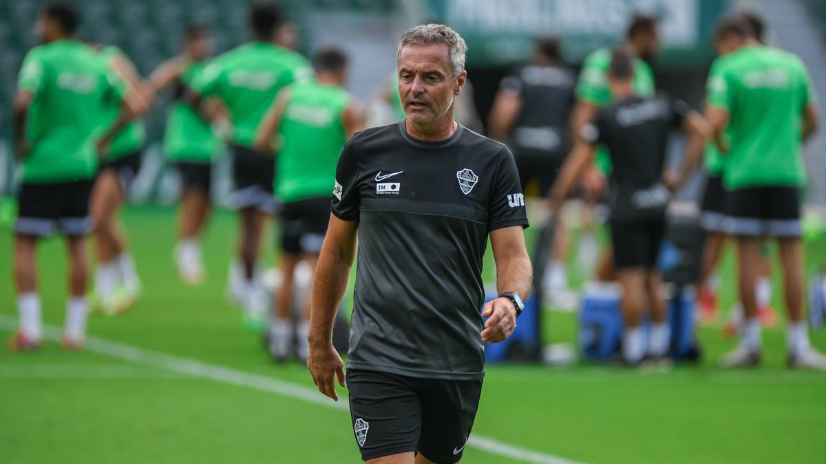 Escribá, durante un entrenamiento reciente