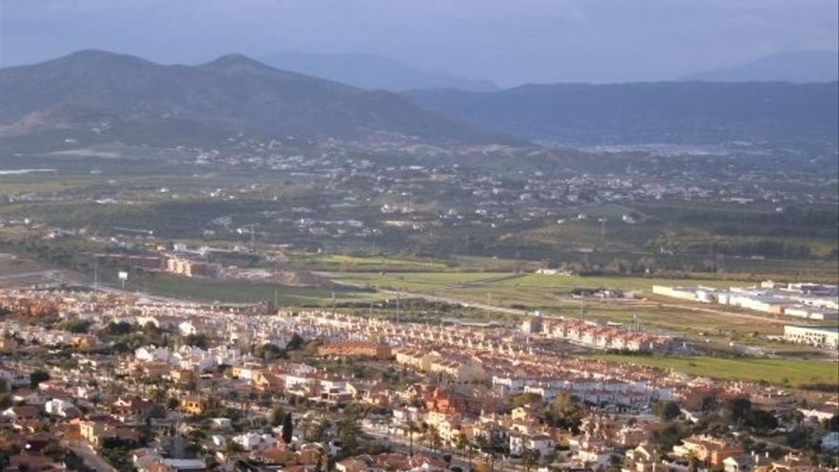 Detingut a Alhaurín de la Torre un fugitiu txec buscat per agredir la seva exparella amb una barra de ferro
