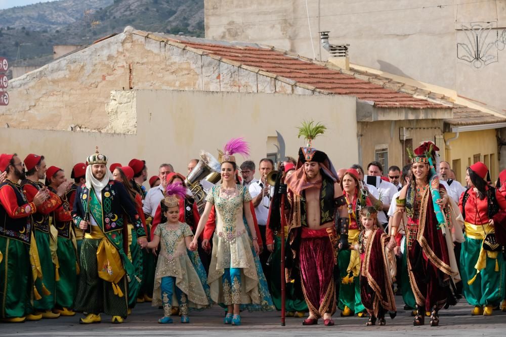 Los Moros y Cristianos se despiden de los cargos festeros de 2019 y dan la bienvenida a los de 2020