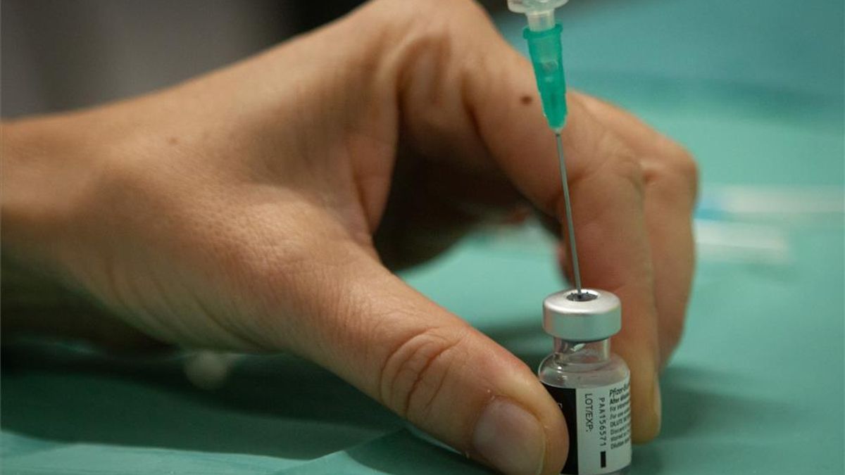 Una dosis de la vacuna contra el coronavirus.