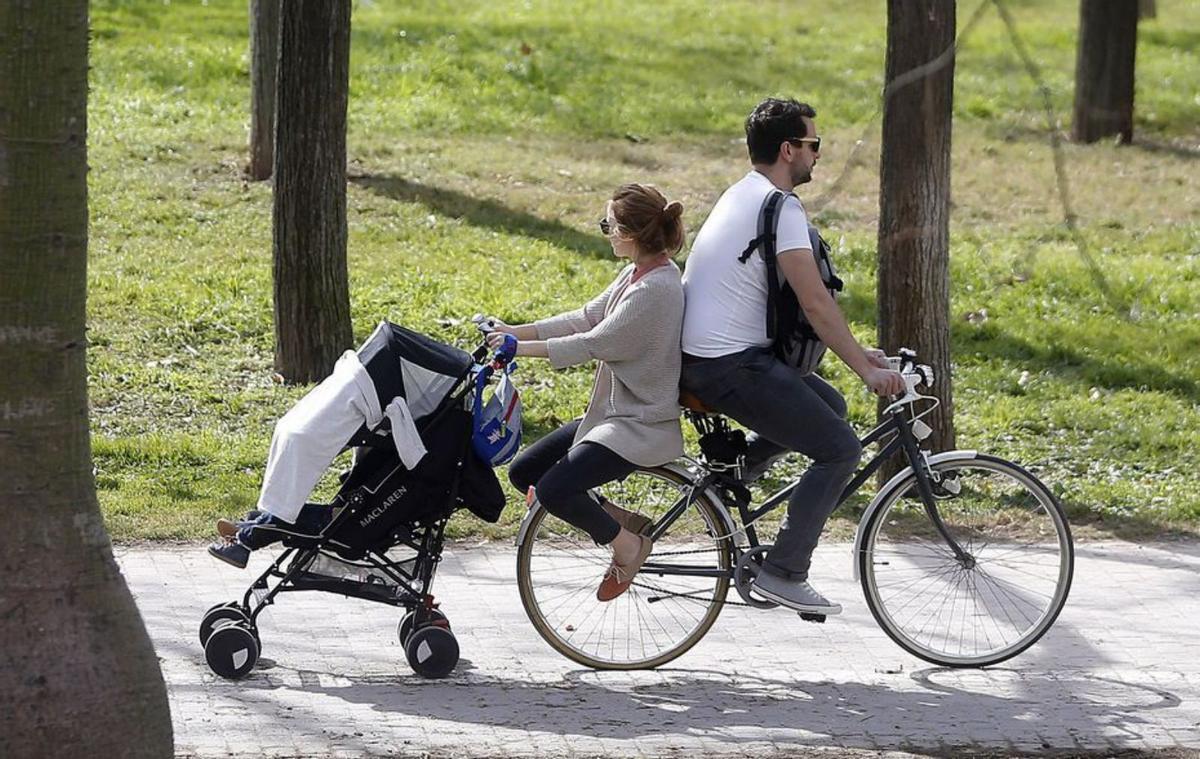El 30% de les dones no tenen fills perquè no troben l’home adequat El 30% de les dones no tenen fills perquè no troben l’home adequat