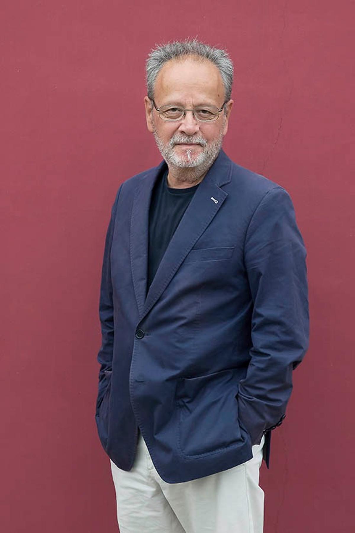 Andrés Sánchez Robayna.