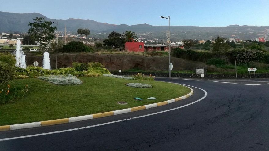 The Cabildo de Tenerife begins to pave the TF-21 road between La Orotava and Santa Úrsula