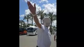 Así ha sido el incidente que ha provocado la protesta de los taxista en el aeropuerto de Palma