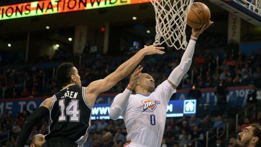 Westbrook iguala ante Pau Gasol los 31 &#039;triples dobles&#039; de Chamberlain