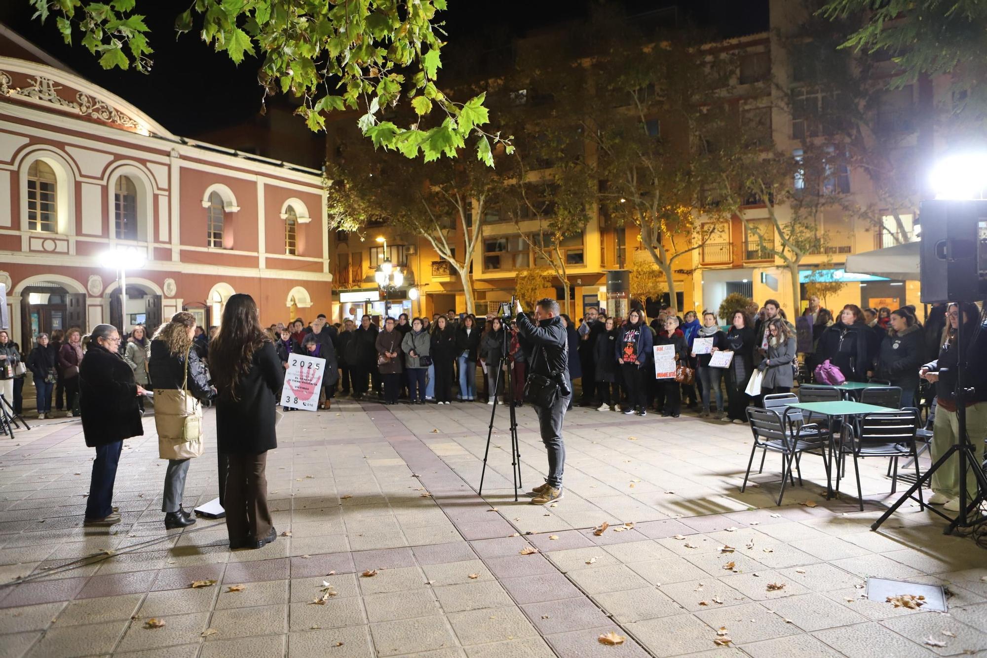 Así ha sido el acto organizado por el 25N en Lorca