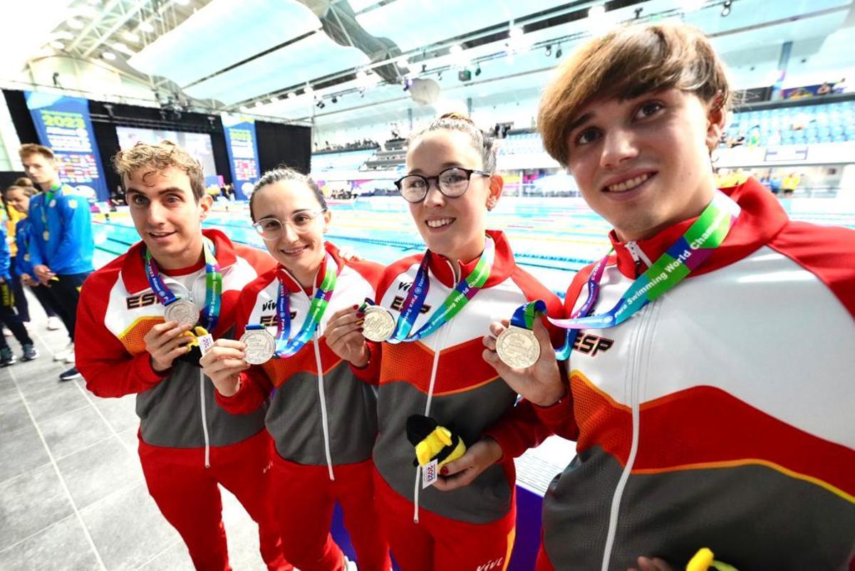En el relevo mixto 4x100 estilos de 49 puntos España consiguió la medalla de plata, el combinando estaba formado por Enrique Alhambra, Marian Polo, María Delgado y José Ramón Cantero.