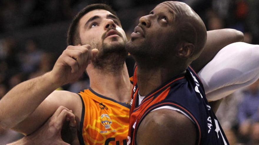 El Valencia Basket venció pese al buen juego de Lamar