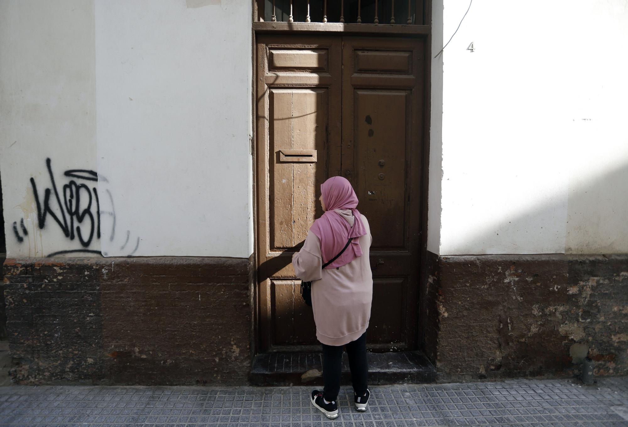 Los vecinos de El Perchel amenazados con el desalojo no se rinden