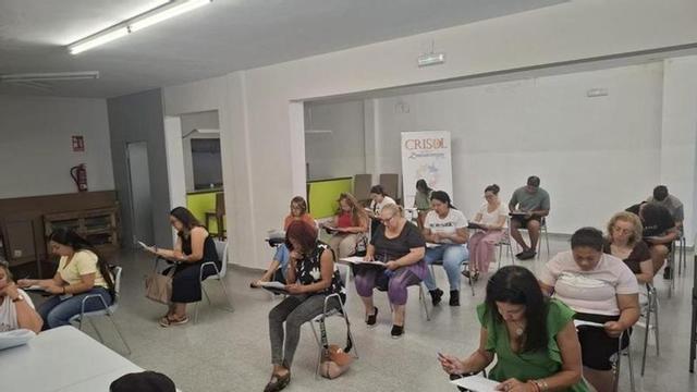Aspirantes participan en una de las pruebas de preselección del programa CRISOL-FOR+ de Mérida.
