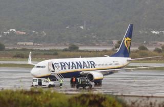 Ryanair anuncia que tendrá un avión con base en Ibiza desde este verano