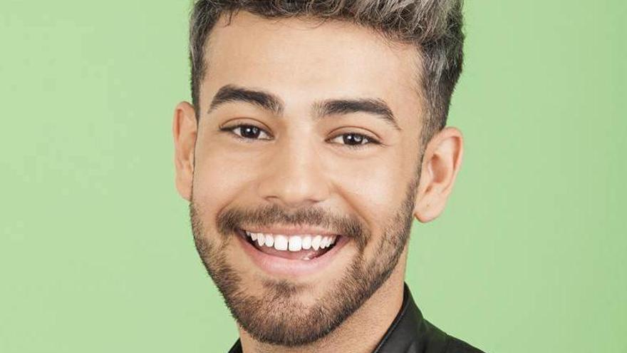 Agoney, concursante de &#039;OT 2017&#039;, responde a los lectores.