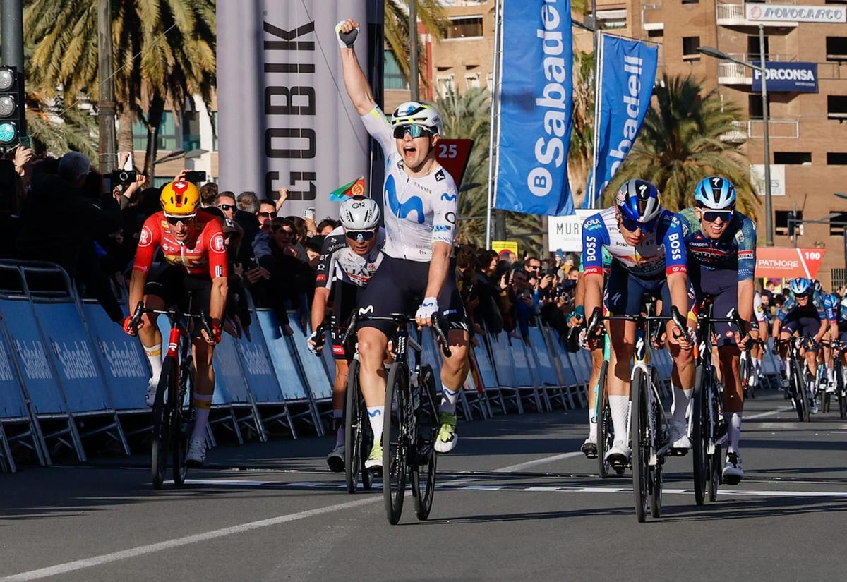 Evenepoel se corona en Valencia y Raúl García Pierna gana la última etapa Evenepoel se corona en Valencia y Raúl García Pierna gana la última etapa