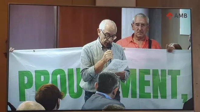 SOS Baix Llobregat irrumpe en el Pleno del AMB contra del PDU metropolitano