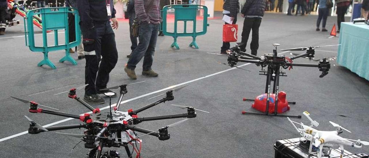Drones para servicios de emergencias, en Expourense. // Iñaki Osorio