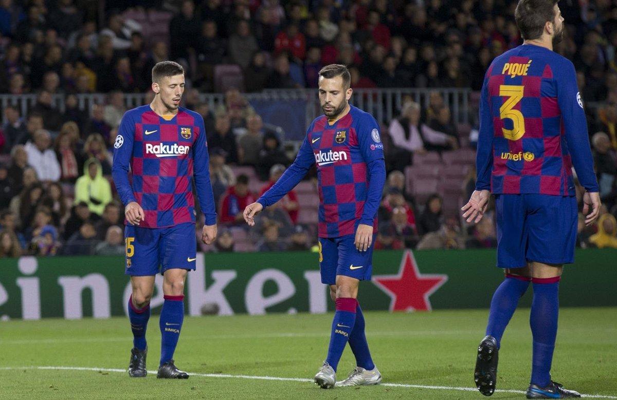 El Barça jugó un mal partido ante el Slavia de Praga en el Camp Nou