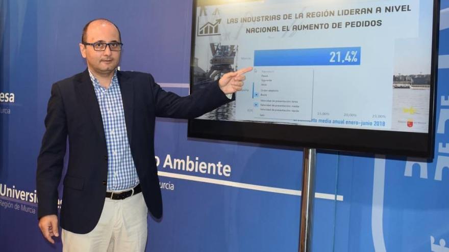 Gómez señala el crecimiento de los pedidos industriales del primer semestre del año en la Región.