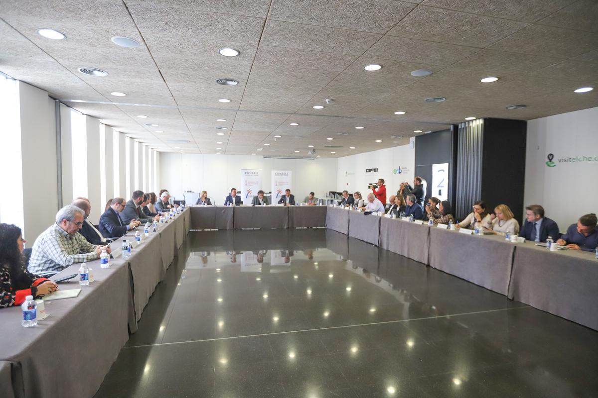 Reunión del Consell Valencià de Turisme en Elche.