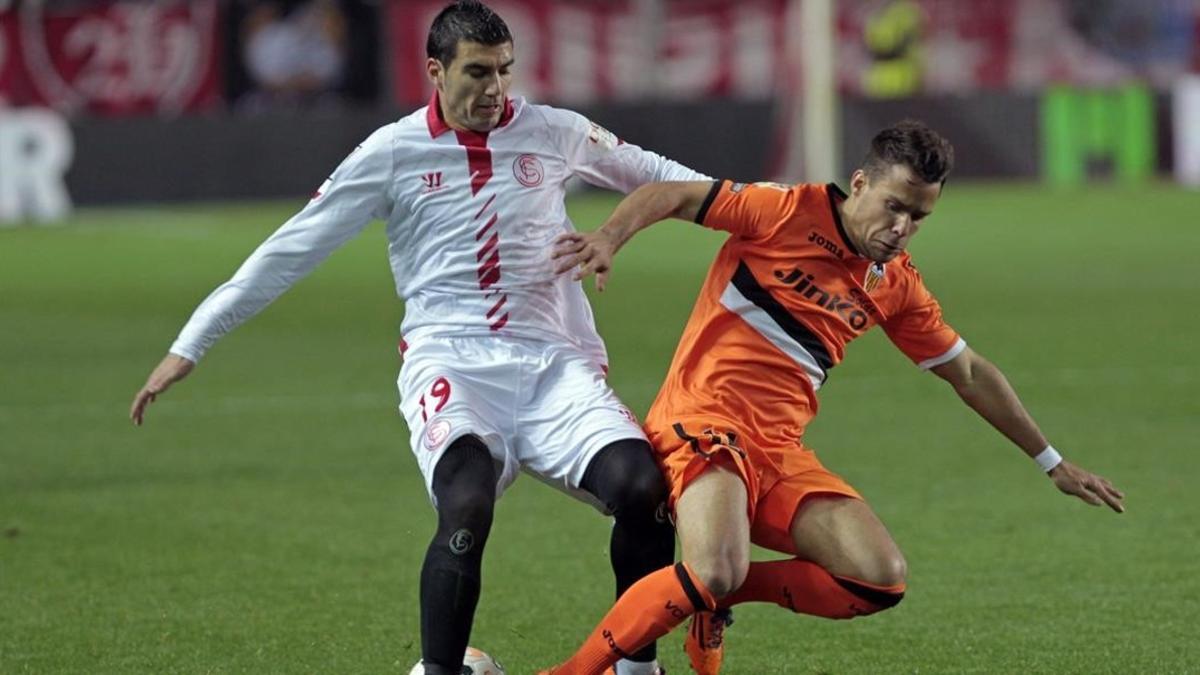 José Antonio Reyes, durante un encuentro con el Sevilla