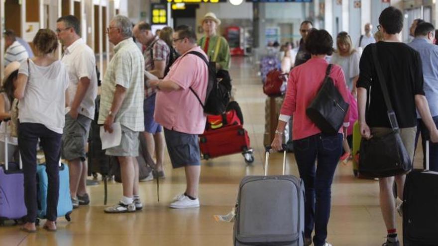 L&#039;aeroport de Girona tanca el 2016 amb 1.664.763 passatgers, la xifra més baixa des del 2003