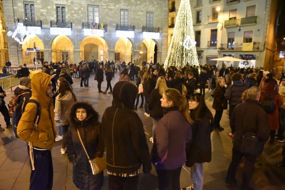 Unes 300 persones es concentren a Manresa contra les dues noves agressions sexuals