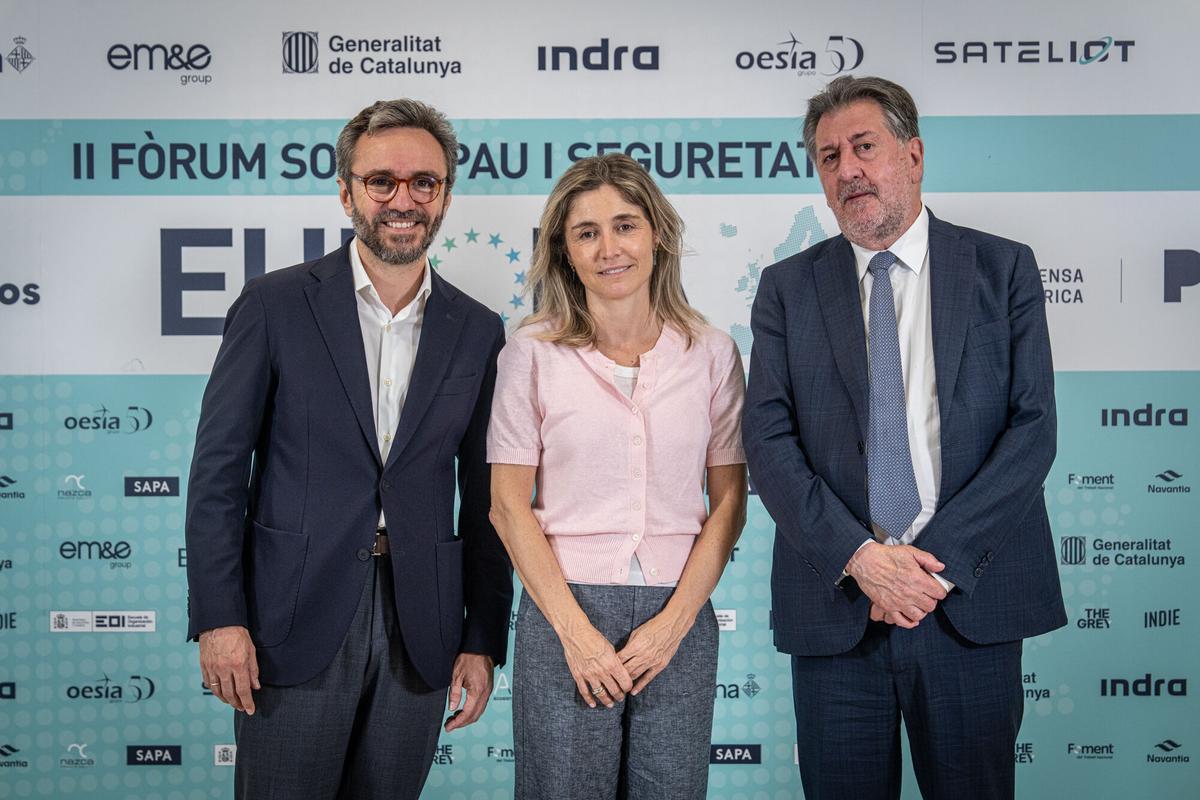 Aitor Moll, consejero delegado de Prensa Ibérica; Ainhoa Moll, directora editorial de Prensa Ibérica; Amancio López Seijas, presidente, fundador y CEO de Grupo Hotusa.