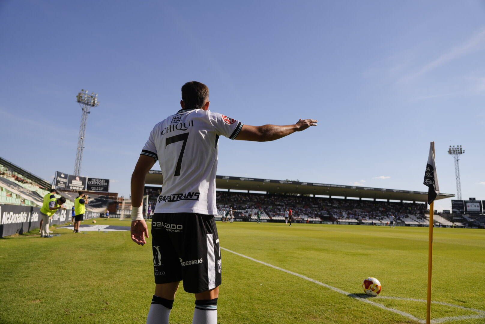 Las imágenes del partido entre Mérida y Arenteiro