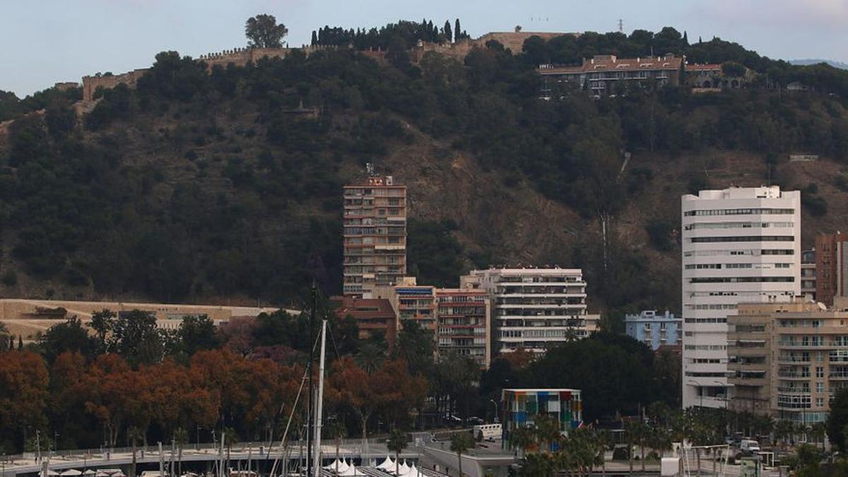 Imagen de la esquina de oro del Puerto en Málaga.