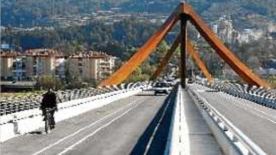 Un carril del pont del Ter quedarà tallat avui  per un anunci d&#039;Audi