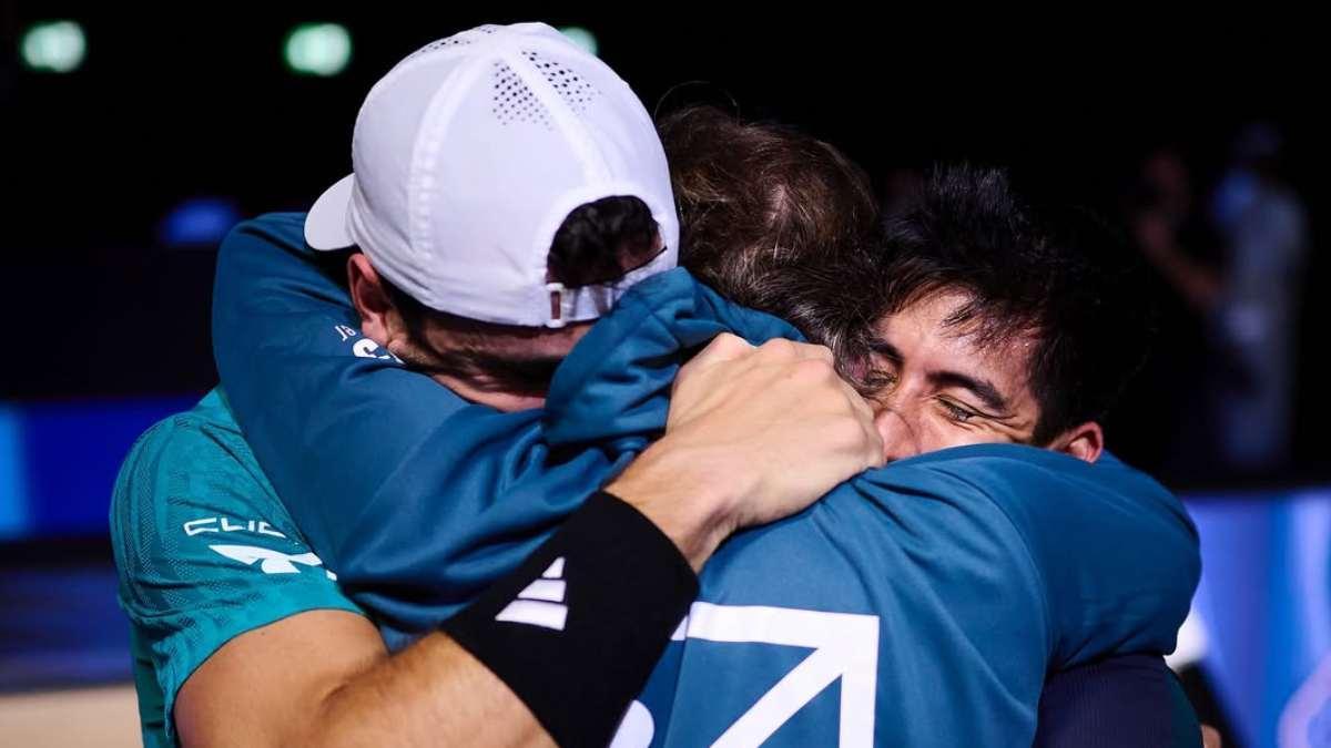 Galán, Chingotto y Jorge Martínez celebran el triunfo de un gran equipo