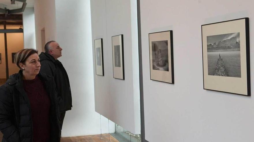 José Luis Nieto expone sus fotografías en Langreo