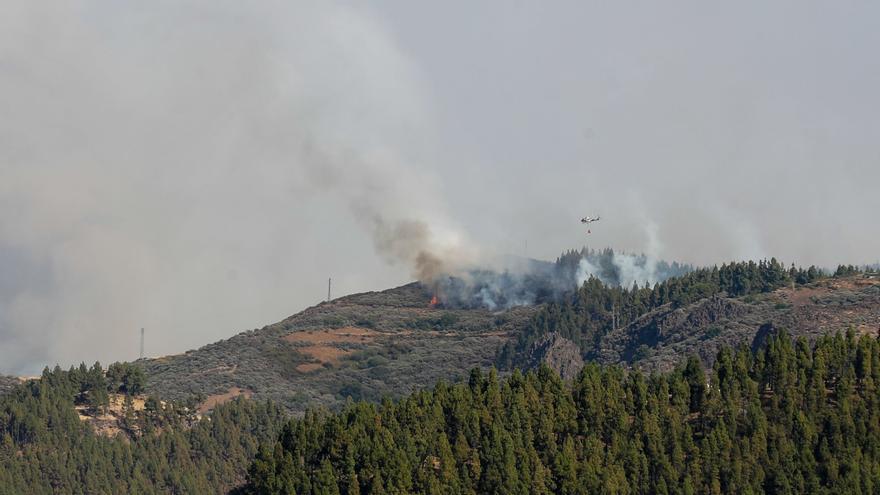 El Cabildo de Gran Canaria da por estabilizado el incendio de la Cumbre