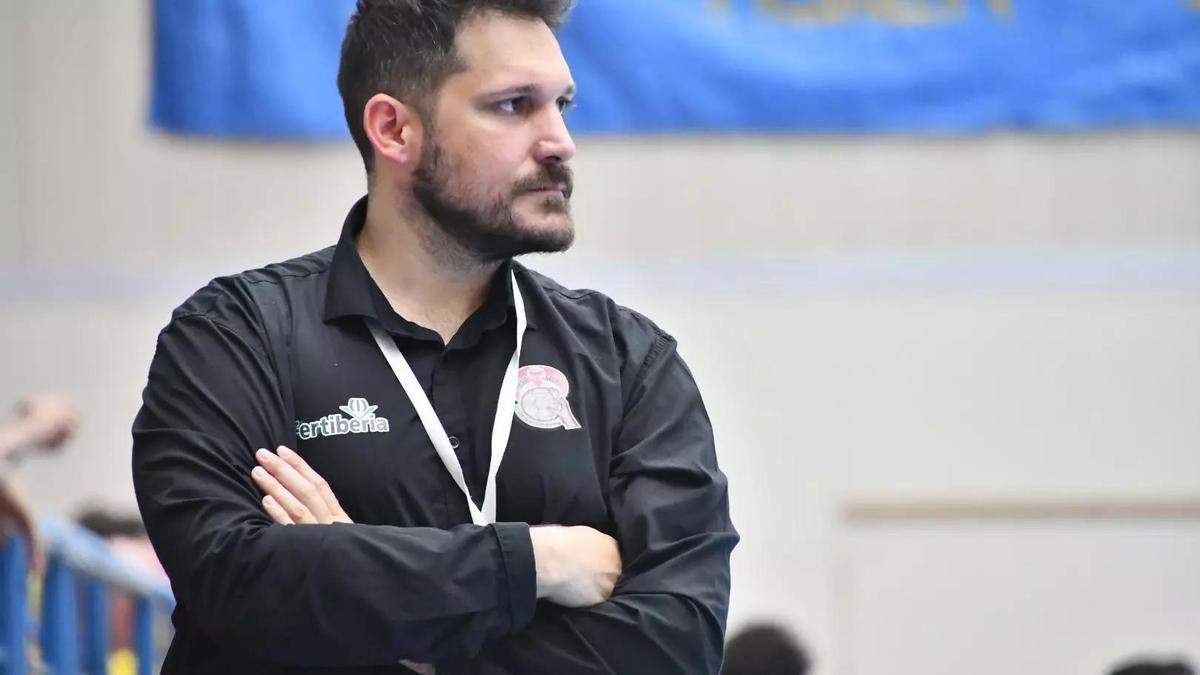 Toni Malla, entrenador del Fertiberia BM Puerto Sagunto.