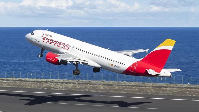 Un avión de Iberia Express.