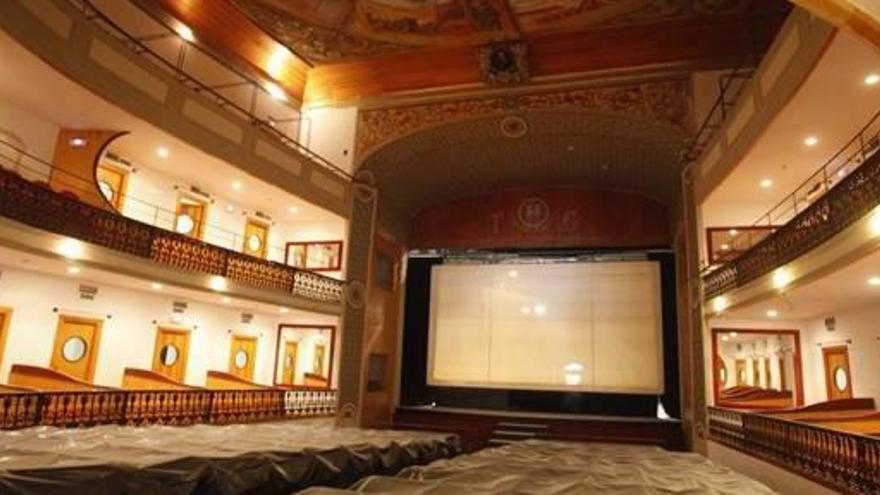 El interior del teatro Guerra va recuperando el esplendor