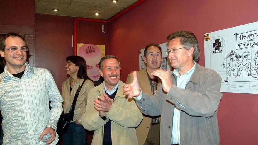 Miquel Solé, Josep Buixó, Joan Antoni Bertran i Francesc Canet celebrant els resultats electorals.
