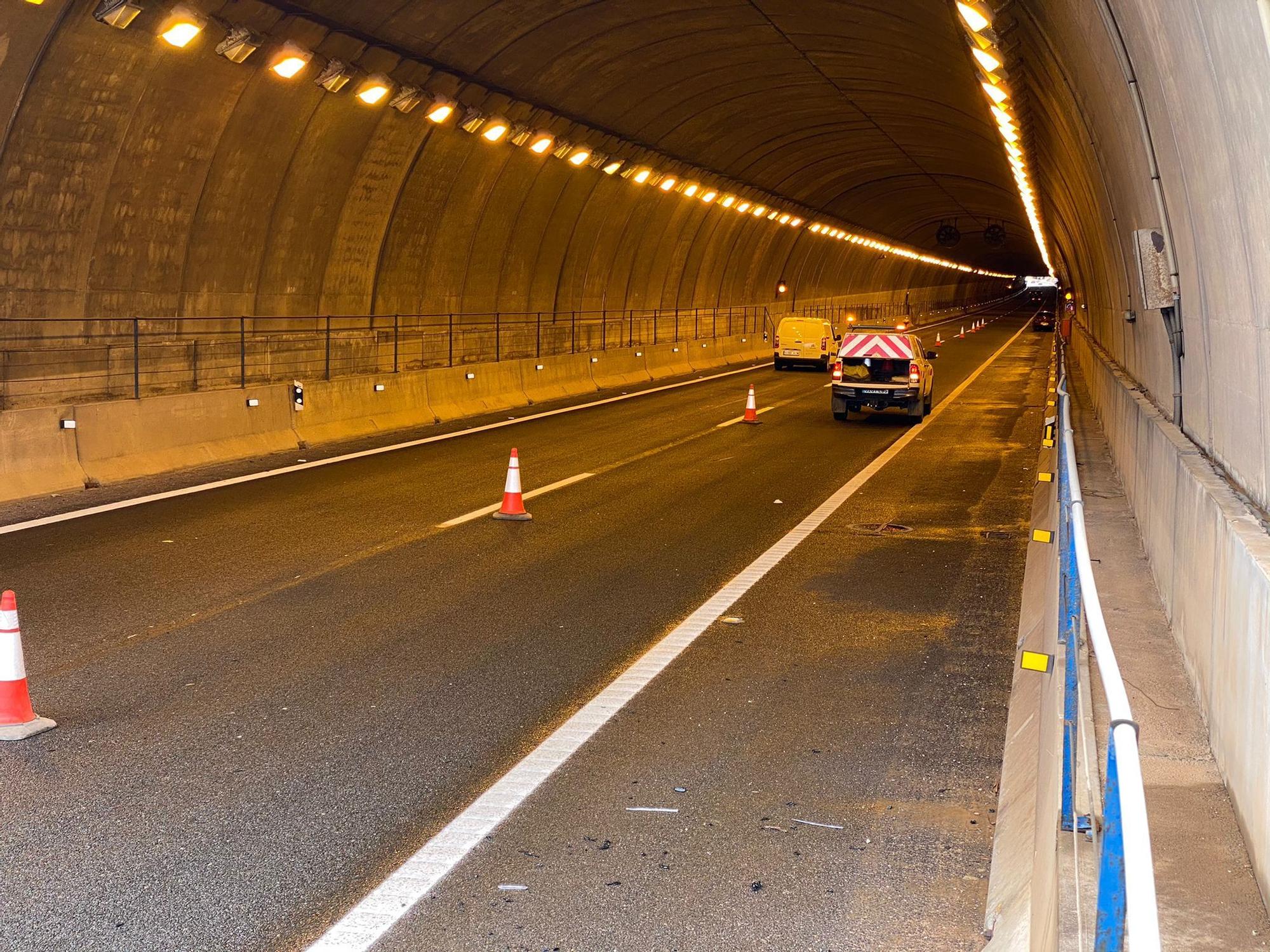 Fallece un joven de 24 años al chocar con la mediana en el túnel de la A-7 de Pilar de la Horadada