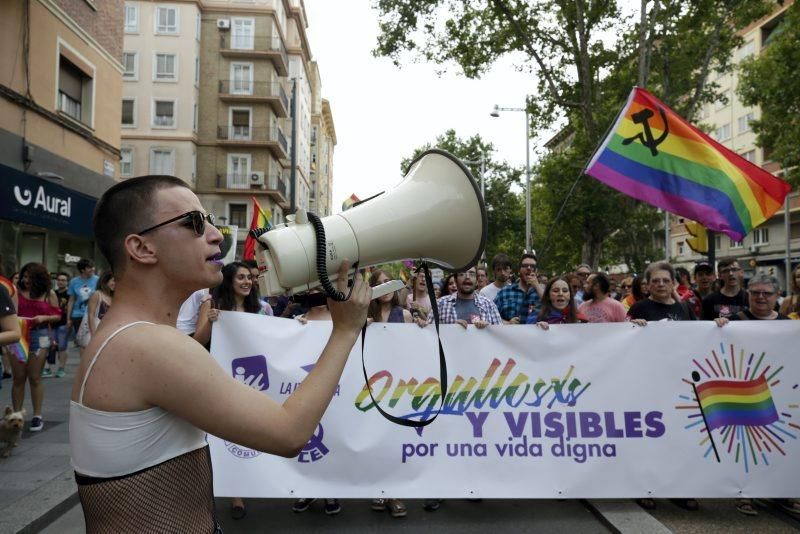 "Orgulloxos y libres". Manifestación del Orgullo en Zaragoza