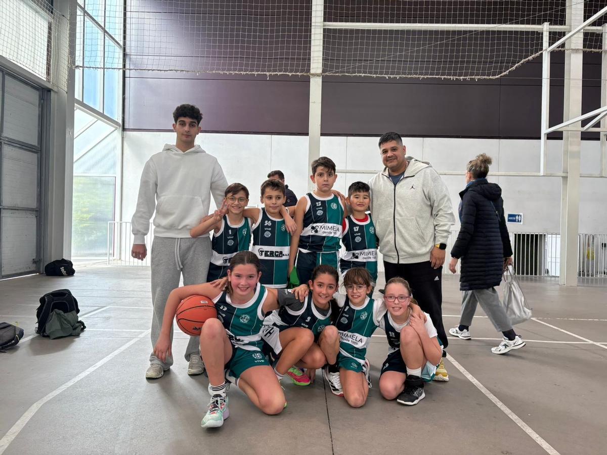 Formación del A Estrada Basket.