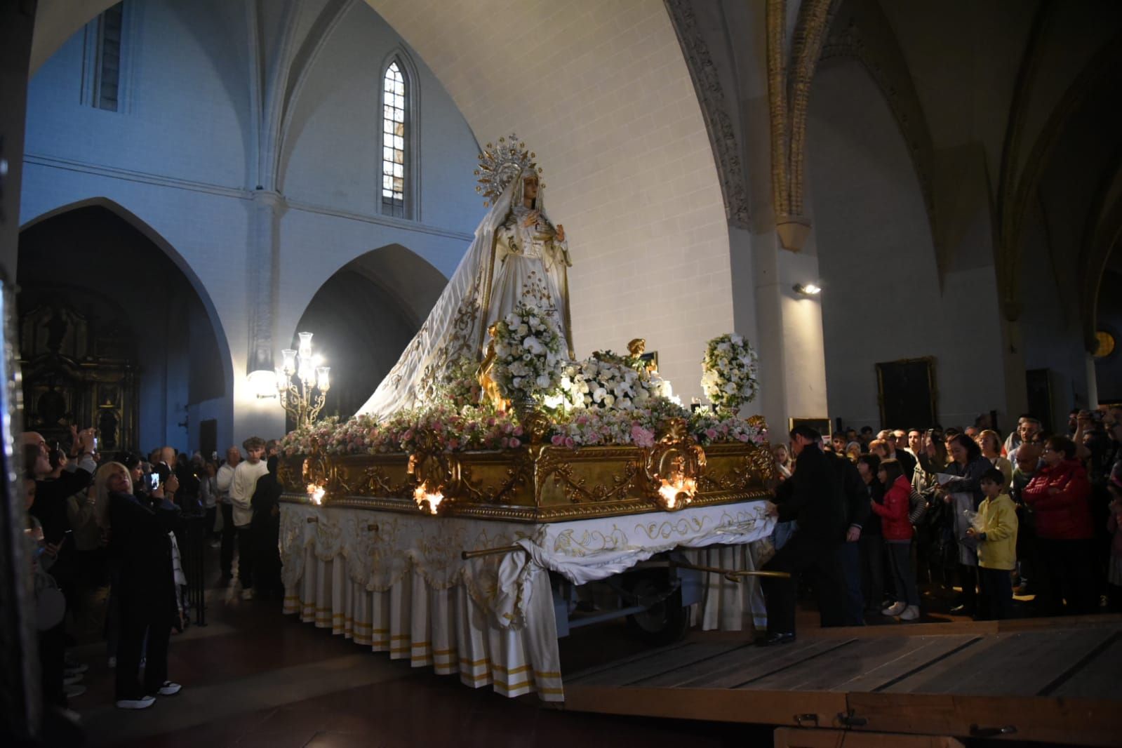 En imágenes | Procesiones del Jueves Santo en Zaragoza