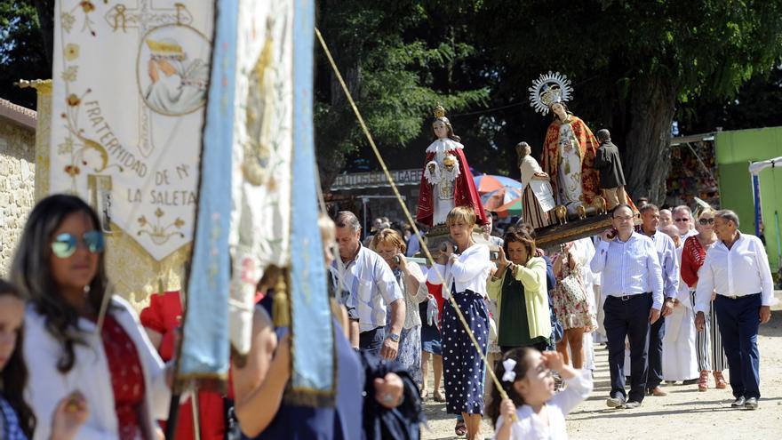 Convocan un referéndum en Siador sobre la fecha de la fiesta de La Saleta