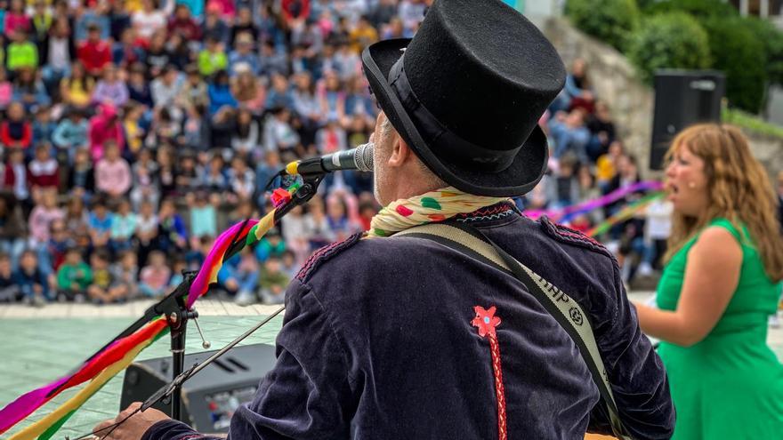 Magín Blanco: La banda de los abrazos