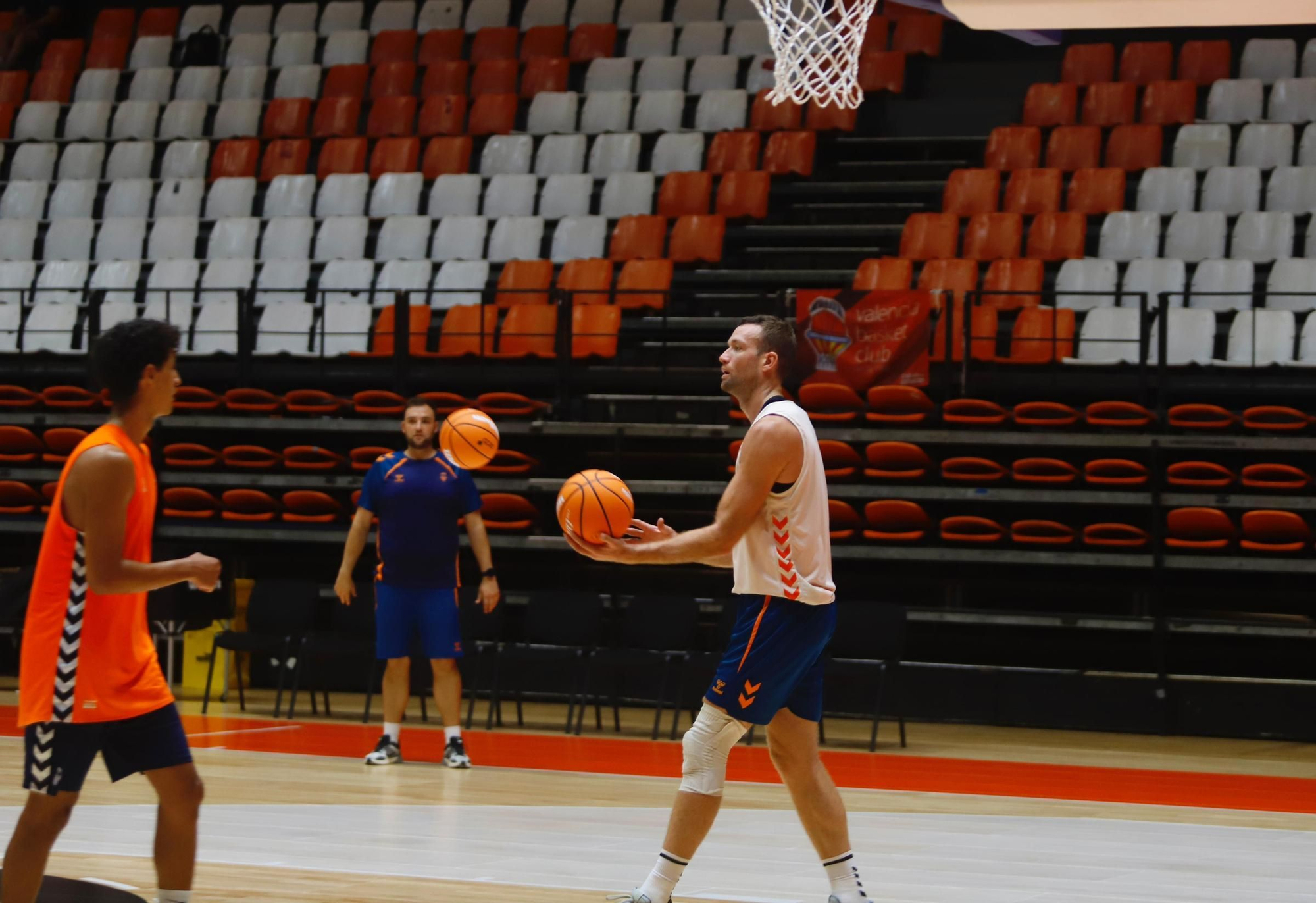 Así ha sido el primer entrenamiento de pretemporada del Valencia Basket